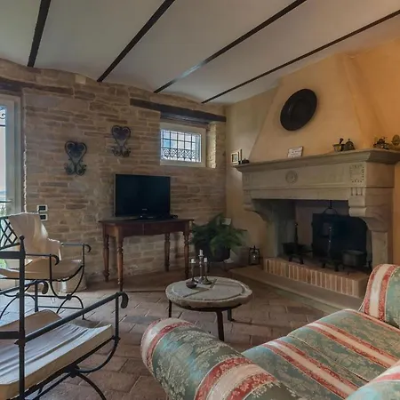 Casa Lucia 6 *