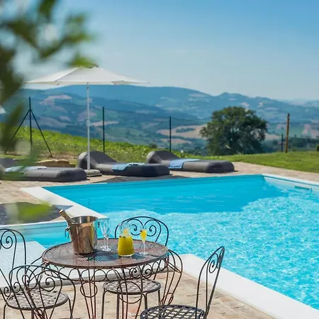 Holiday home Casa Lucia 6 Fratte Rosa