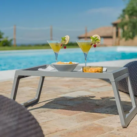 Holiday home Casa Lucia 6 *